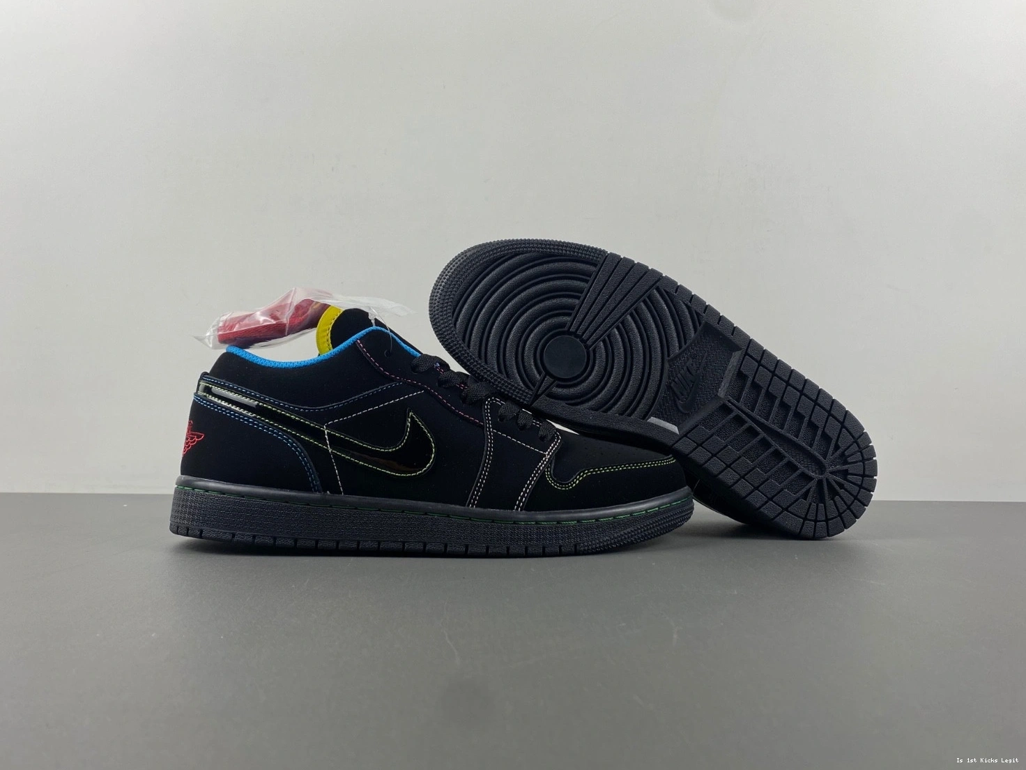 Air 338145‑003 Low 1 'Olympic' Jordan Phat 1113